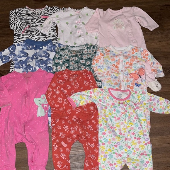 Burt's Bees Baby One Pieces 9 Pairs Of Footed Onesies 39m Poshmark